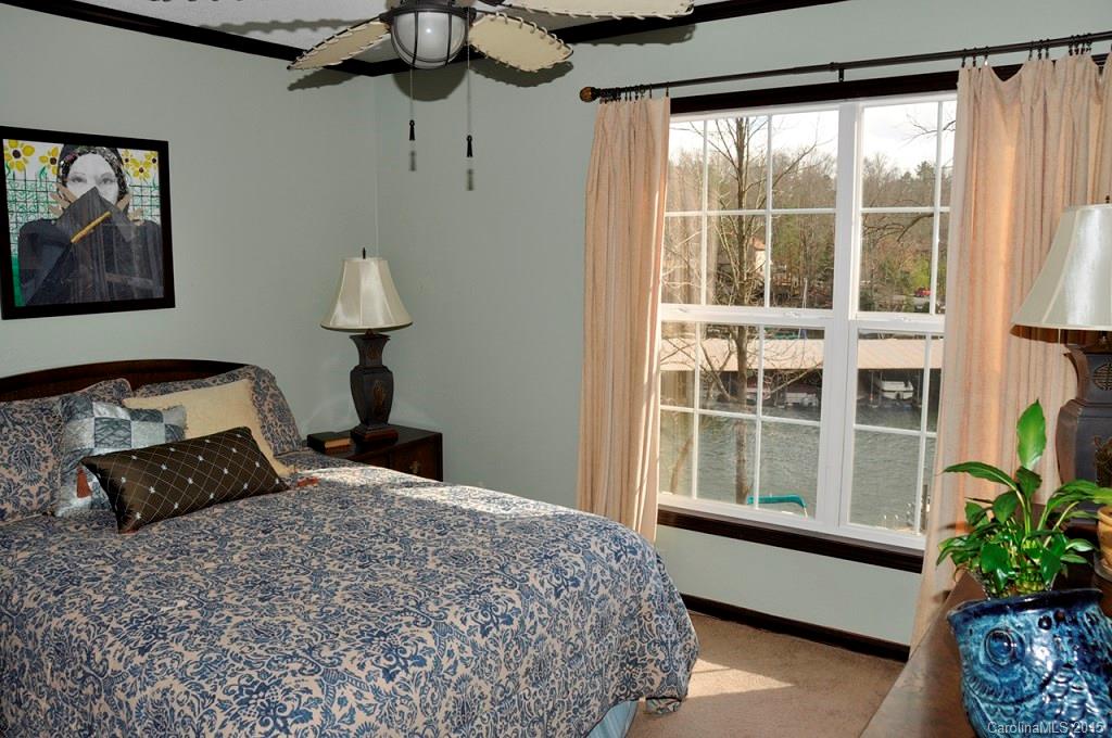 Tega Cay - Residential