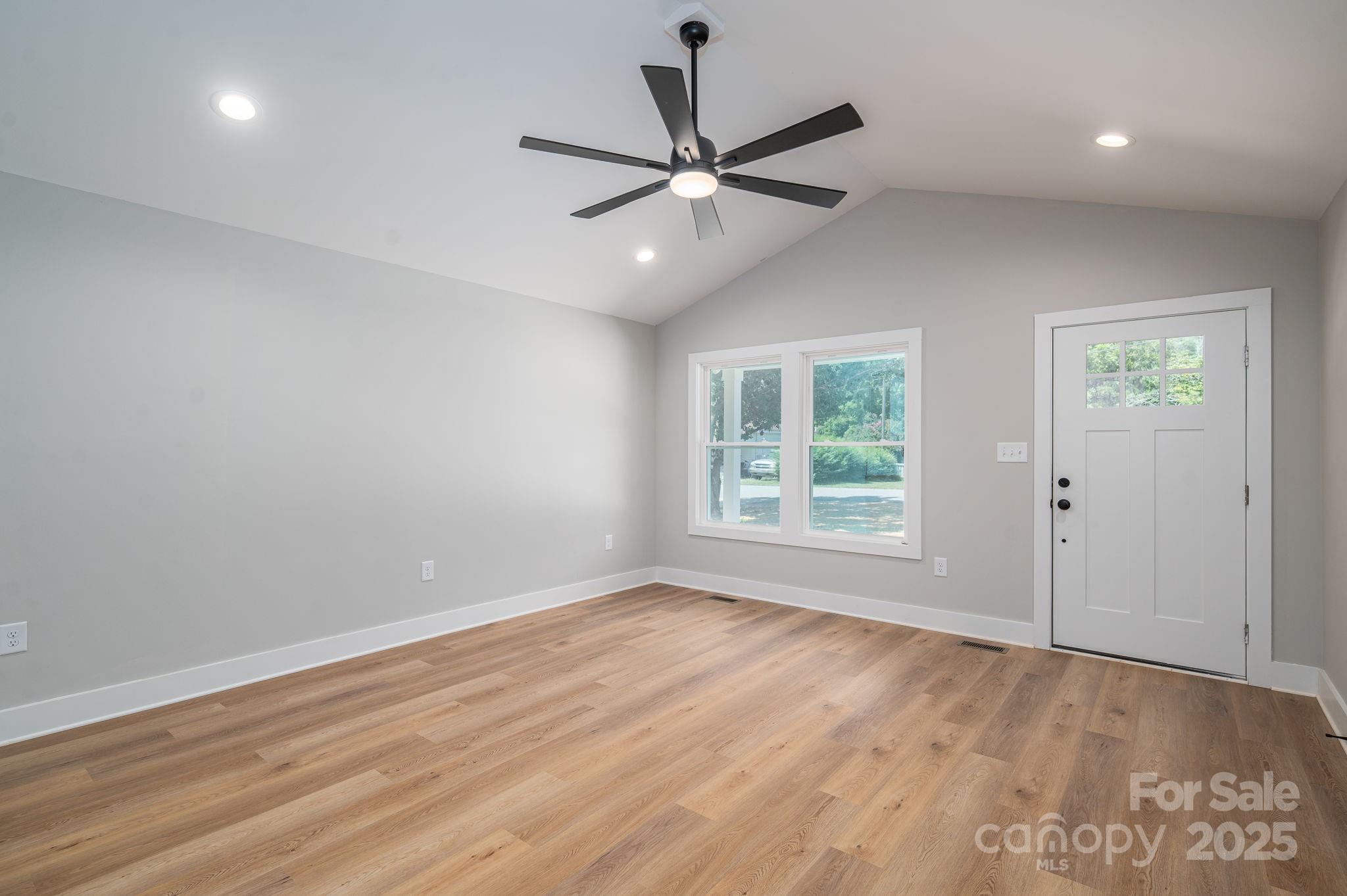 708 Requa Road