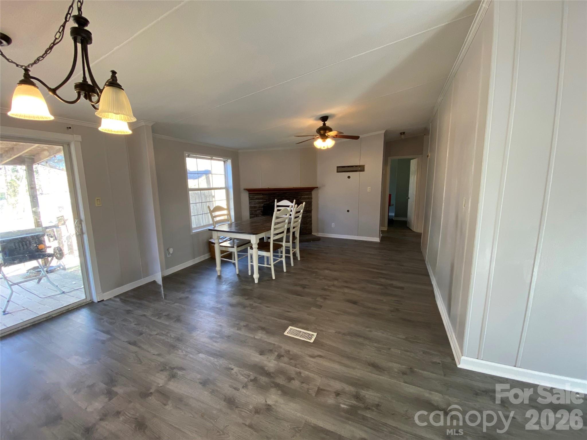 Buffalo Ridge - Residential