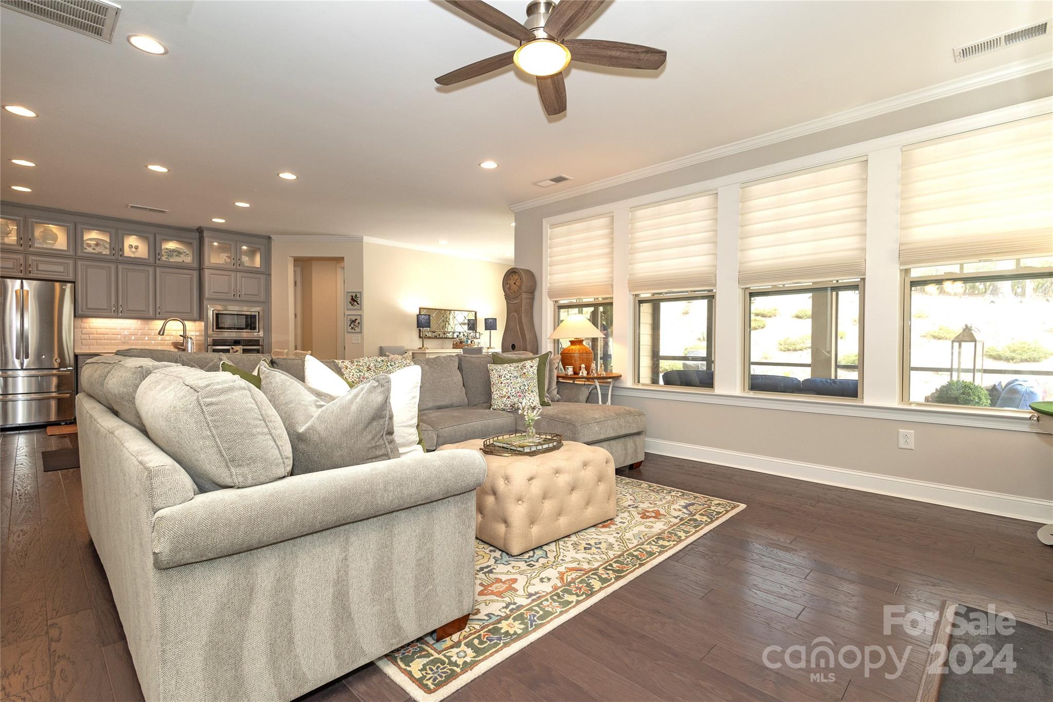 The Palisades - Residential