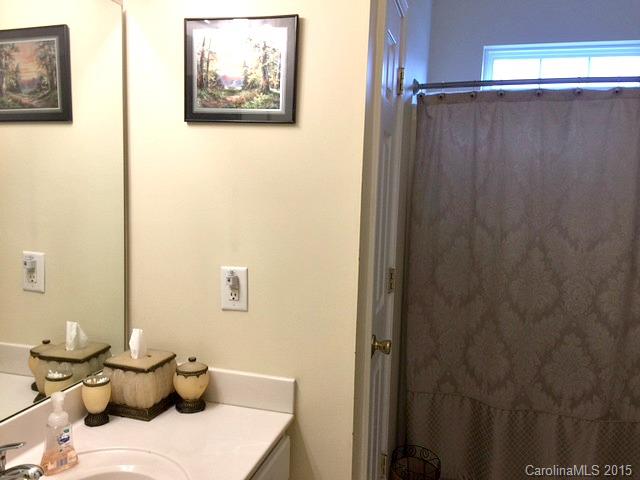 Oakstone - Residential