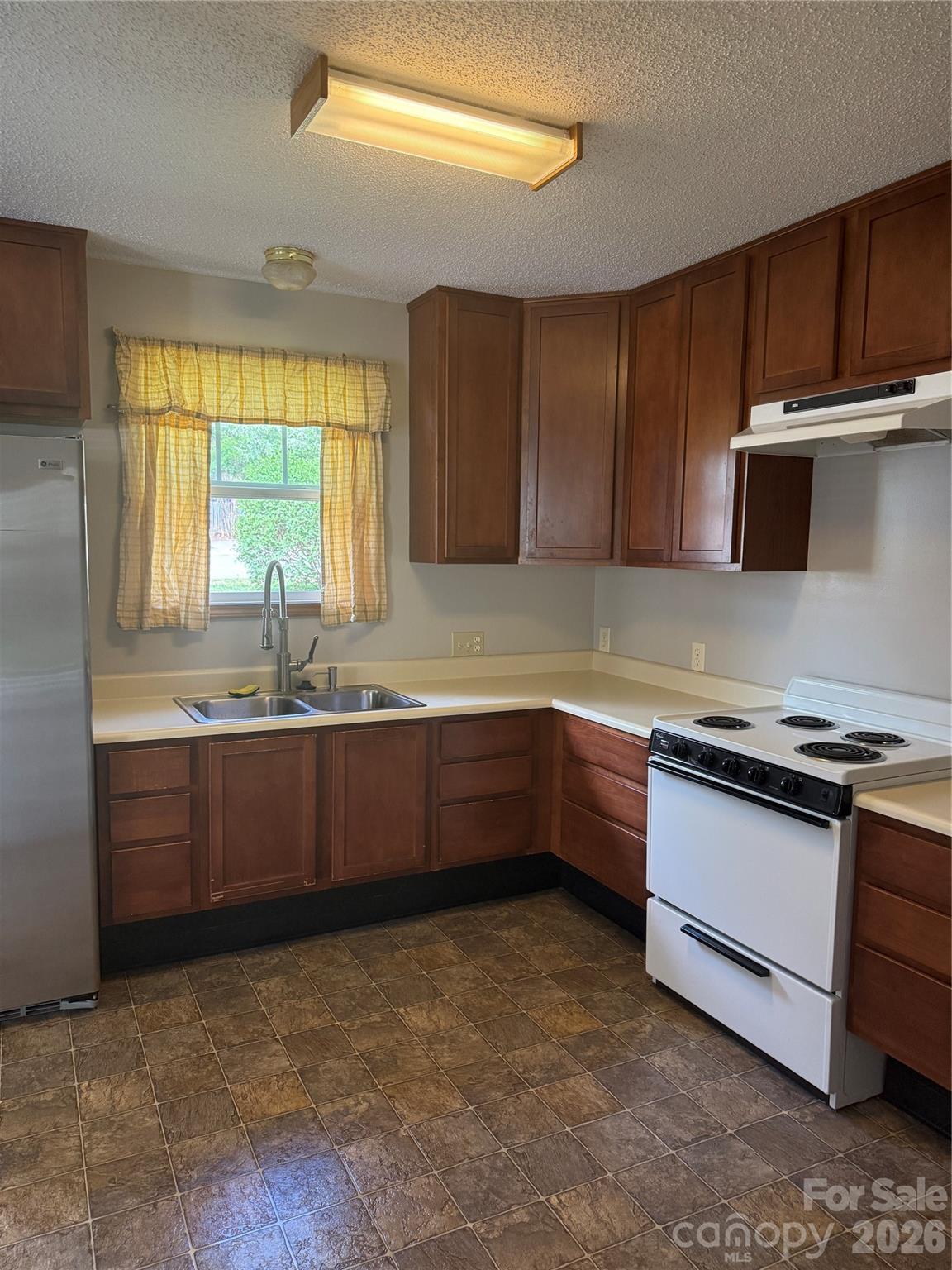 137 Warren Haynes Drive