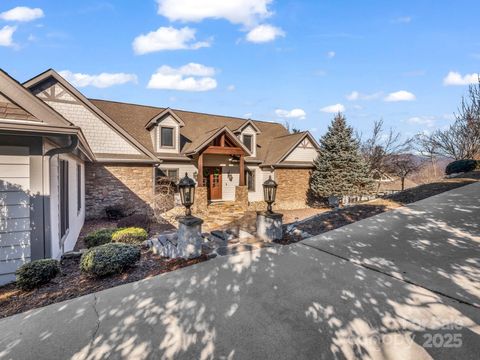 A home in Hendersonville