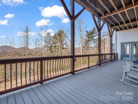 A home in Hendersonville