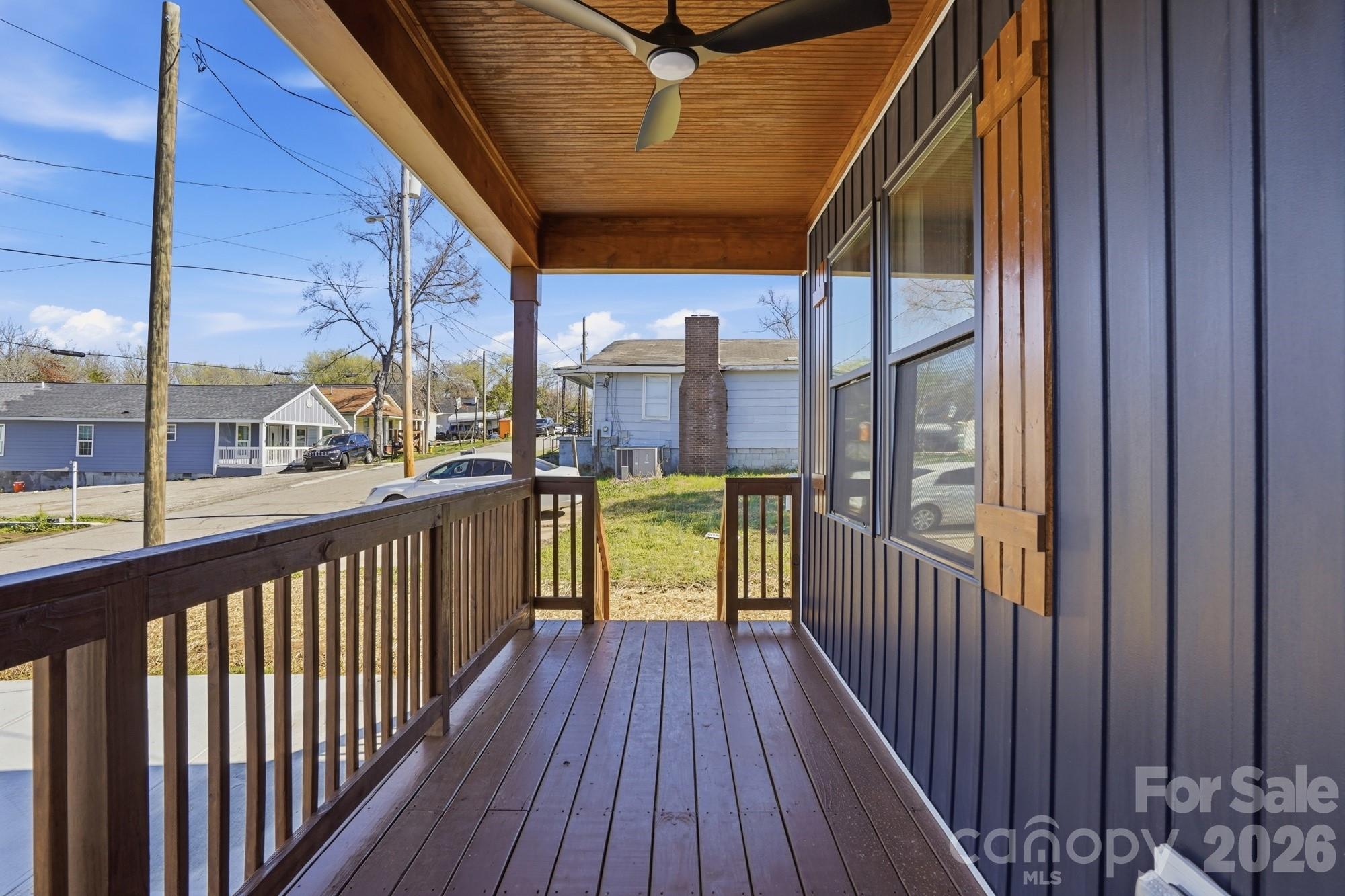 289 hilltop Avenue SW