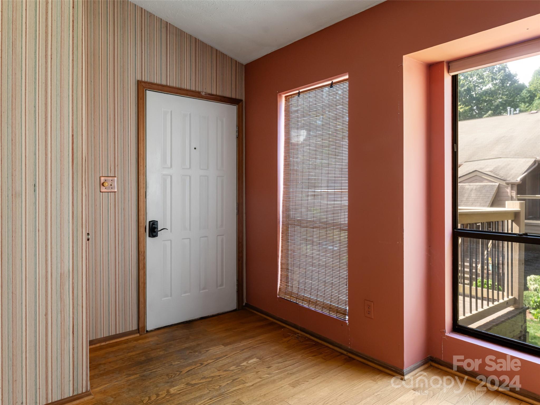 38 Ravencroft Lane E