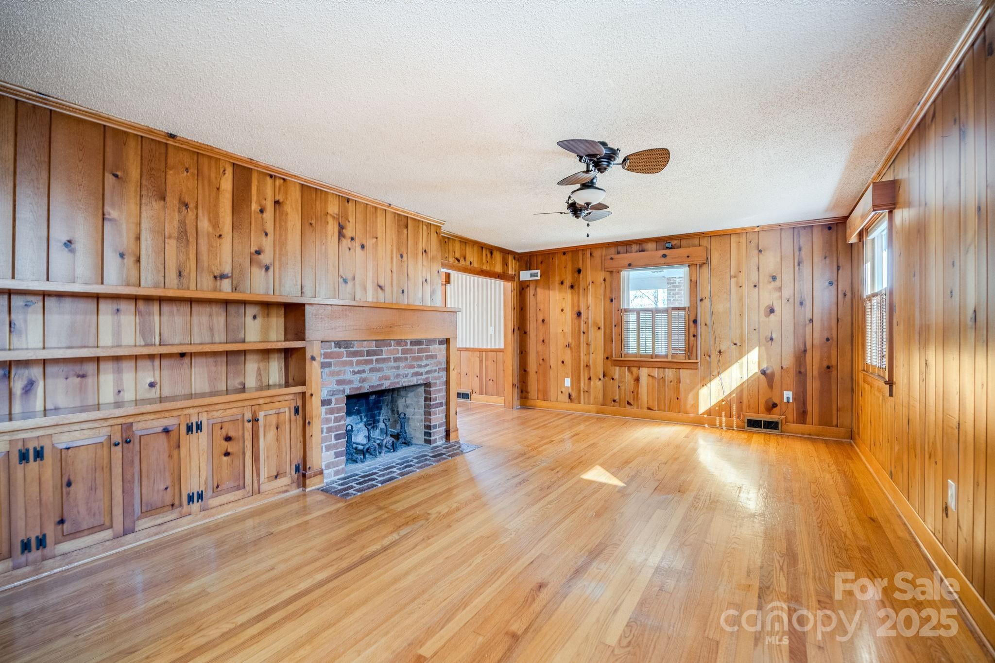 131 Woodland Terrace