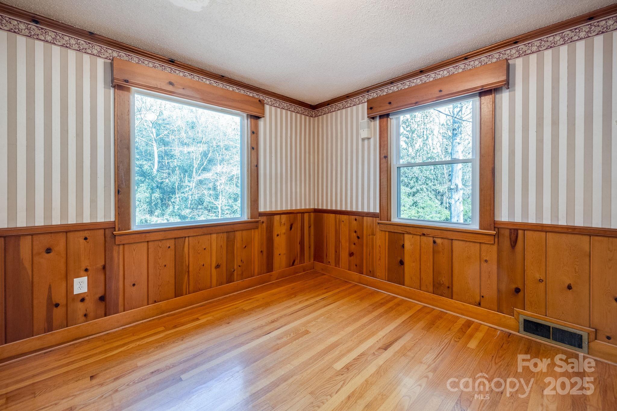 131 Woodland Terrace