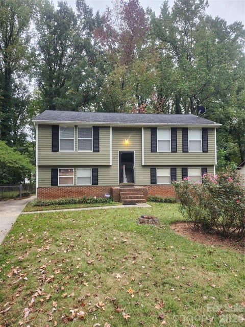 Photo of 6836 Honey Hurst Lane #14, Charlotte, NC 28212 (MLS # 4432597)