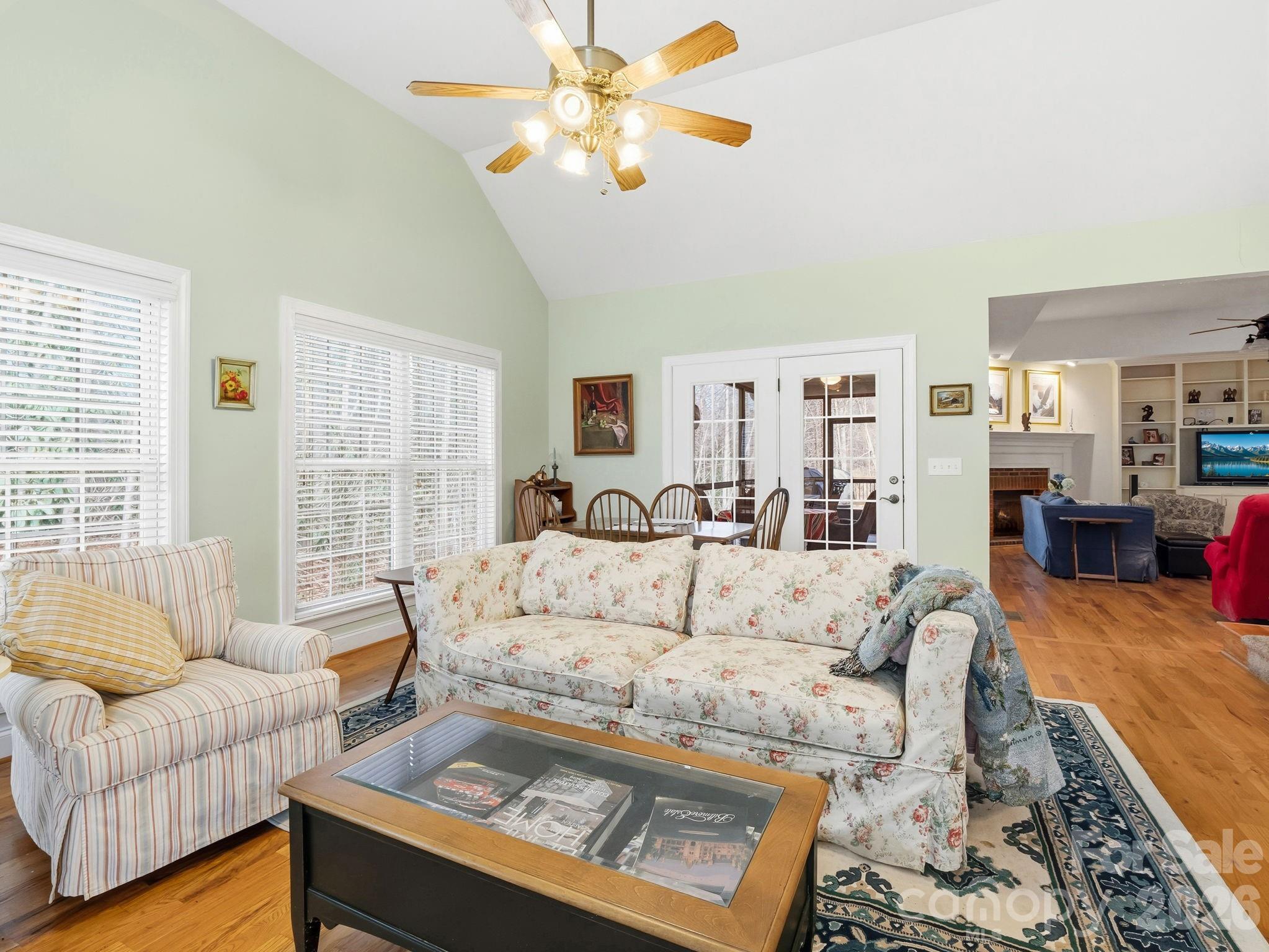 Jonathan Creek - Residential