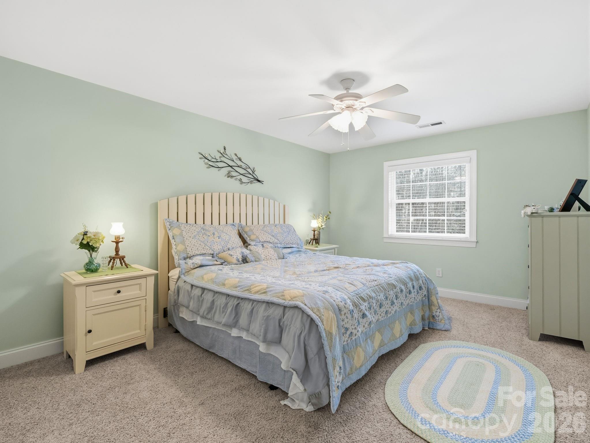 Jonathan Creek - Residential