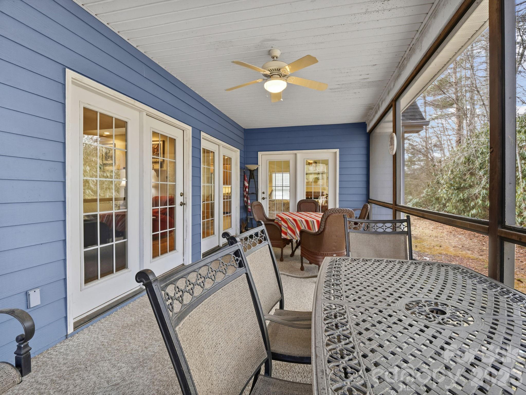 Jonathan Creek - Residential