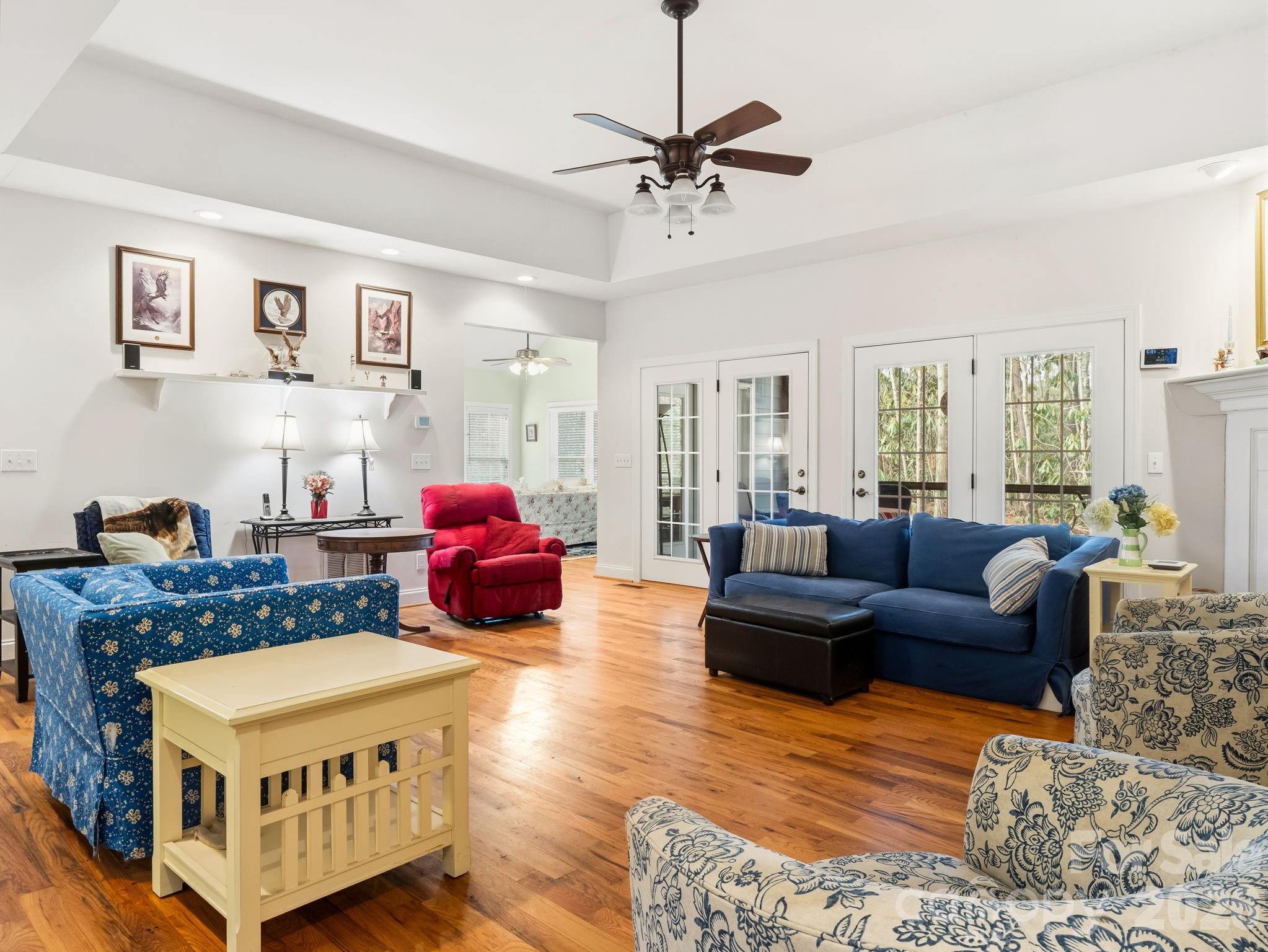 Jonathan Creek - Residential