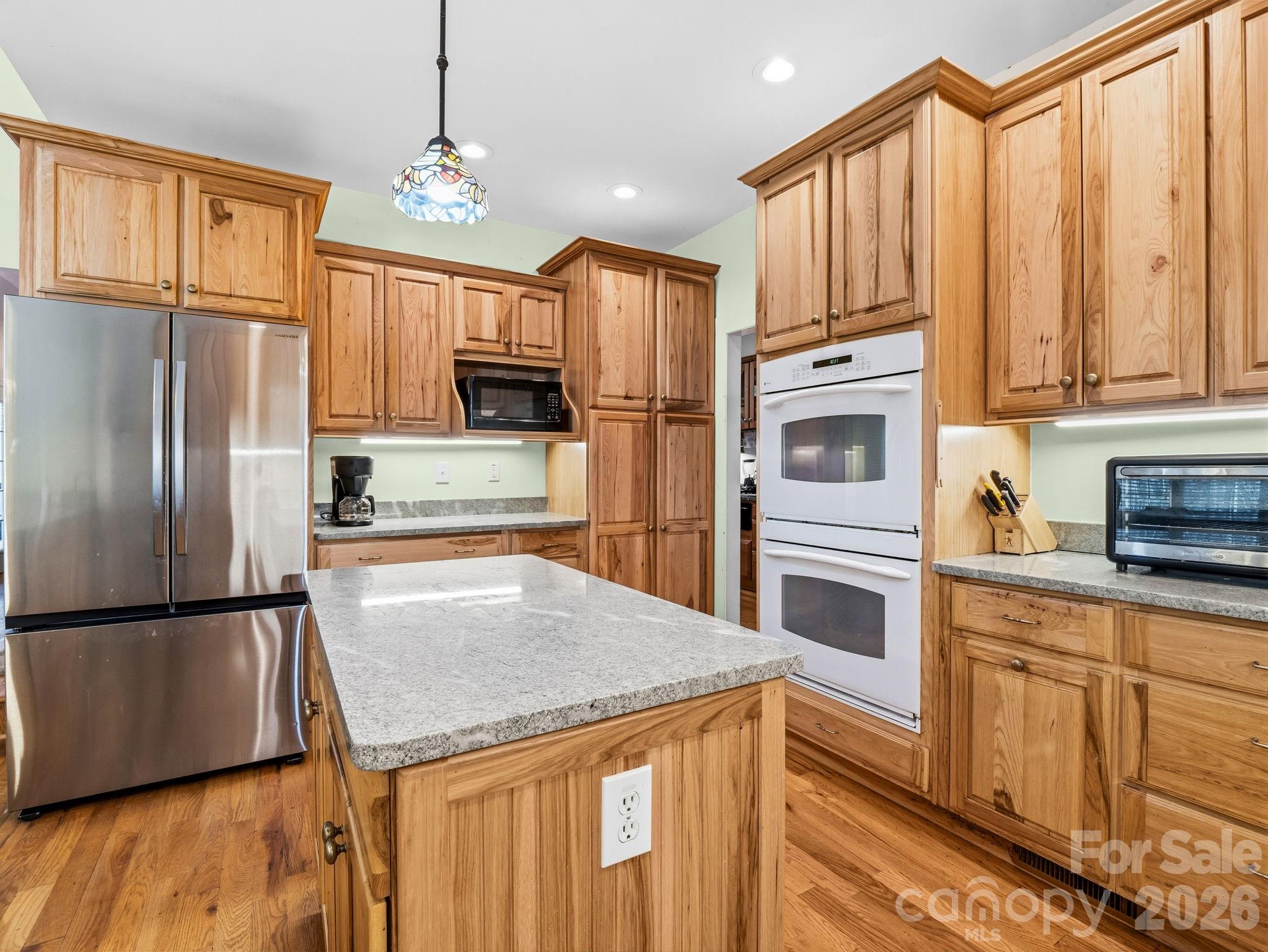 Jonathan Creek - Residential