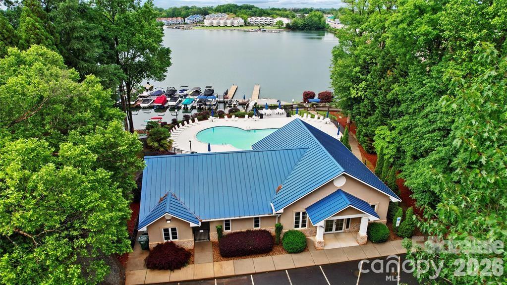 Crown Harbor - Residential Lease