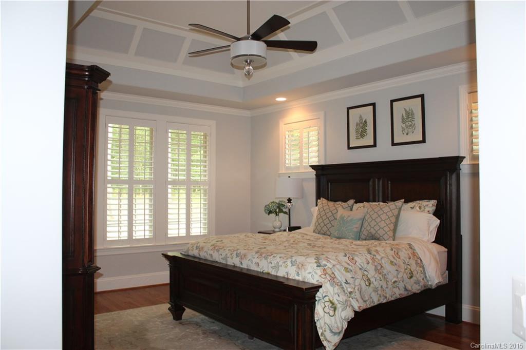 The Coves On River Oaks - Residential