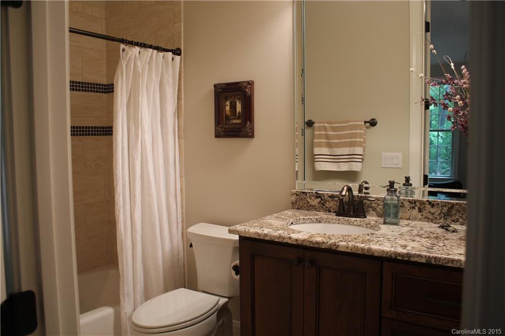 The Coves On River Oaks - Residential