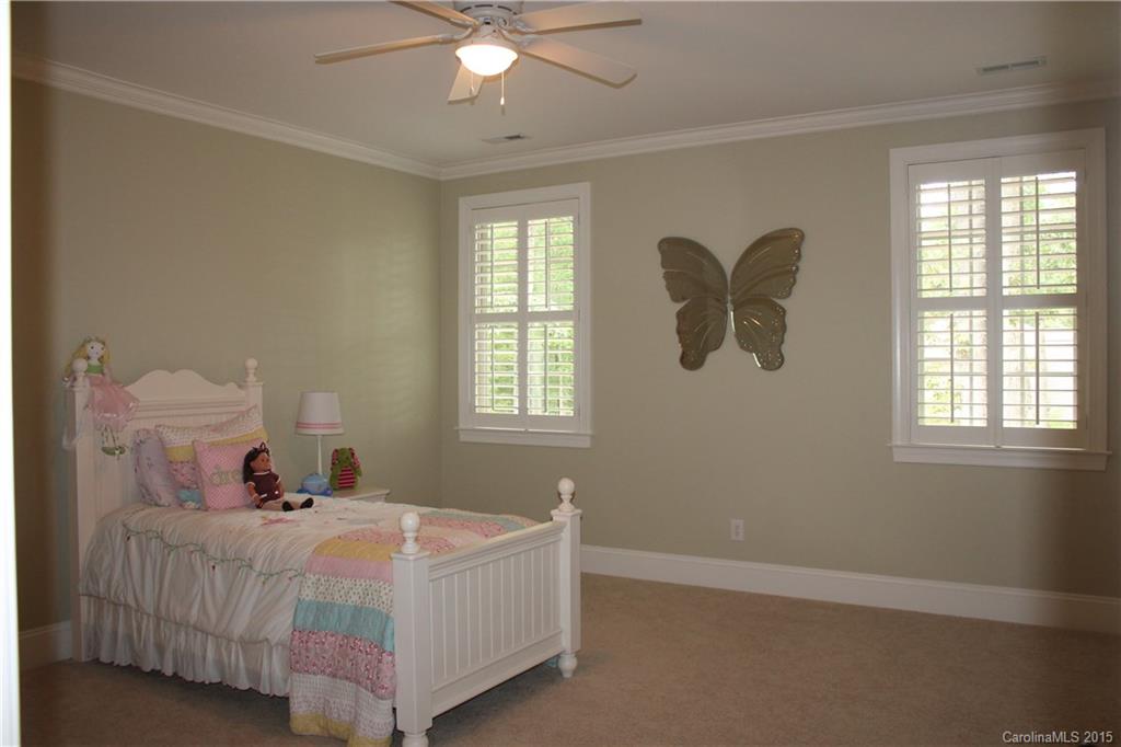 The Coves On River Oaks - Residential