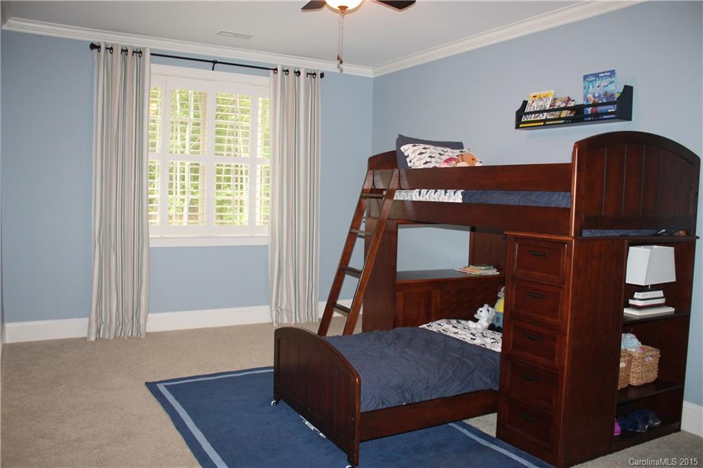 The Coves On River Oaks - Residential