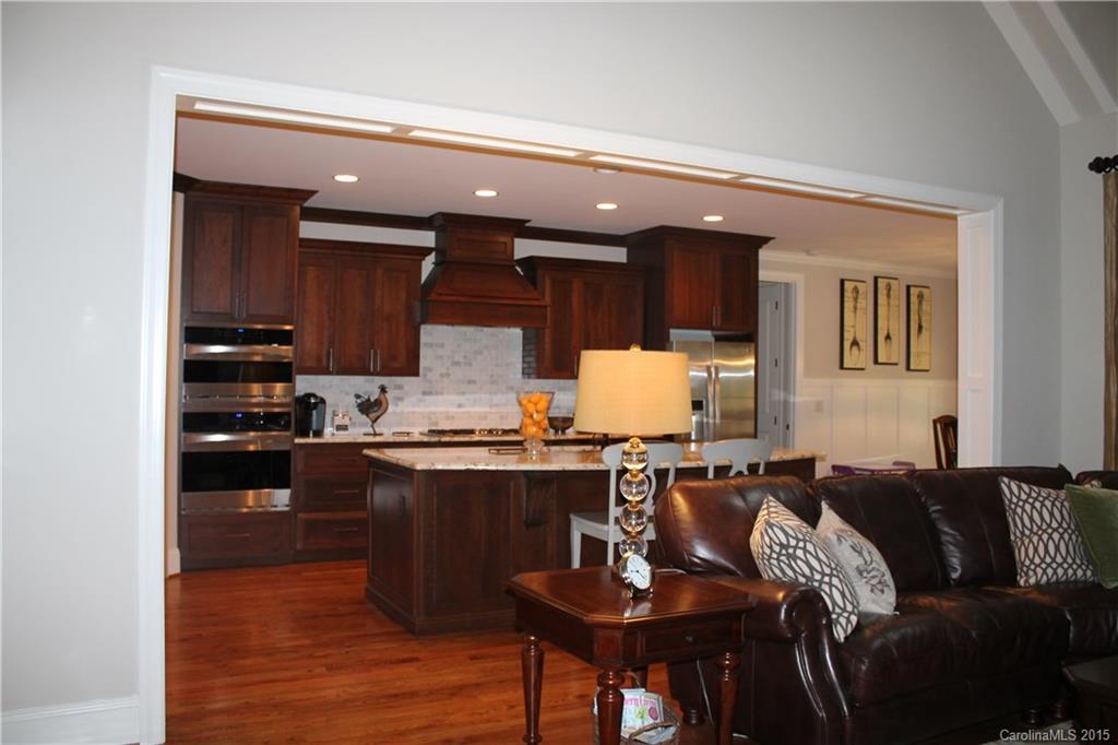 The Coves On River Oaks - Residential