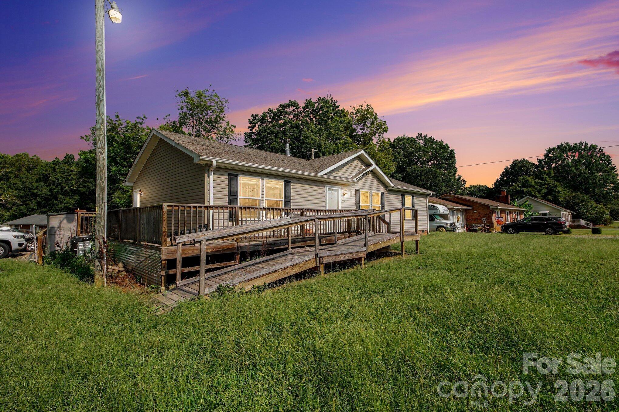 106 Belinda Loop