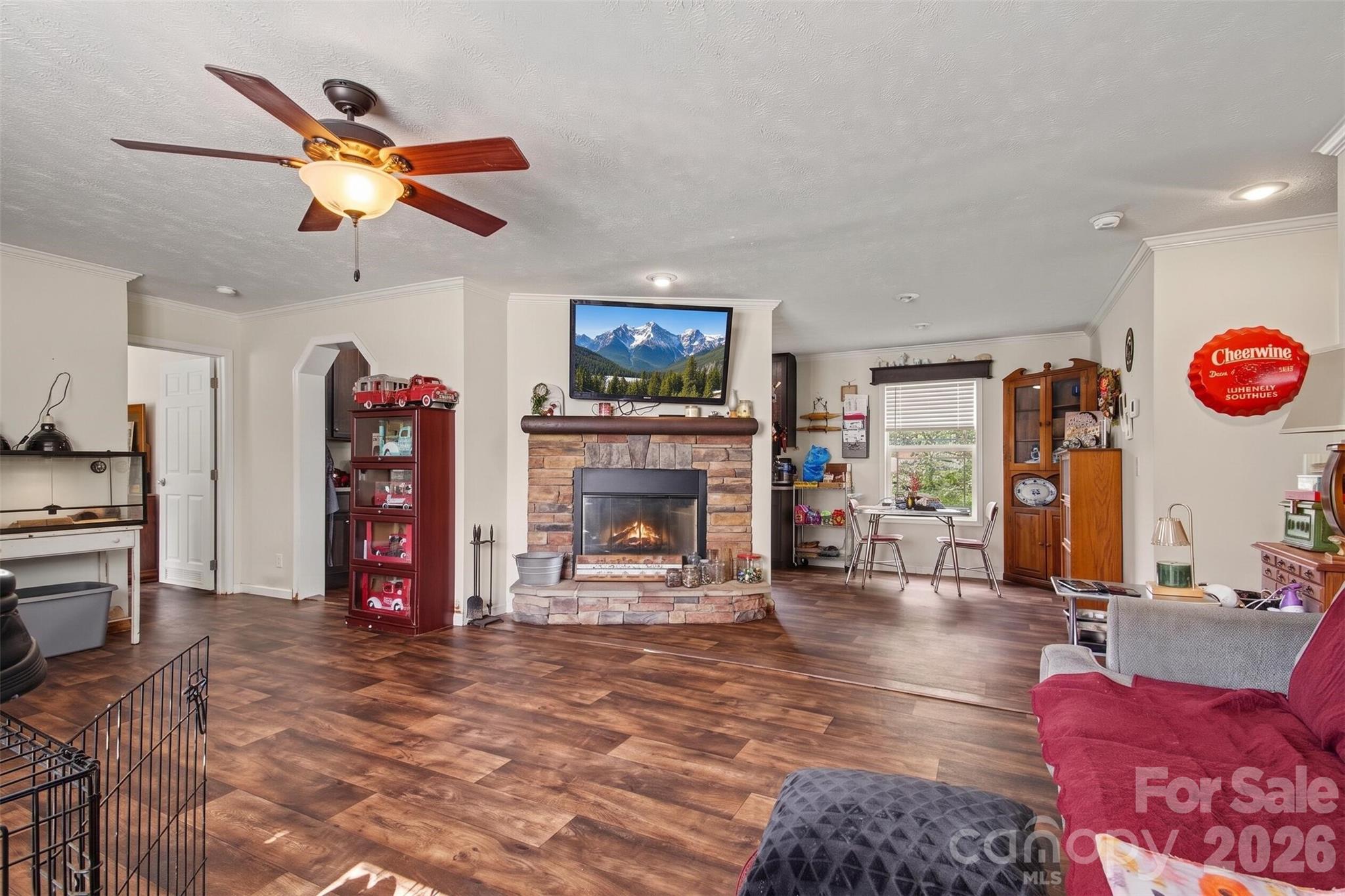 106 Belinda Loop