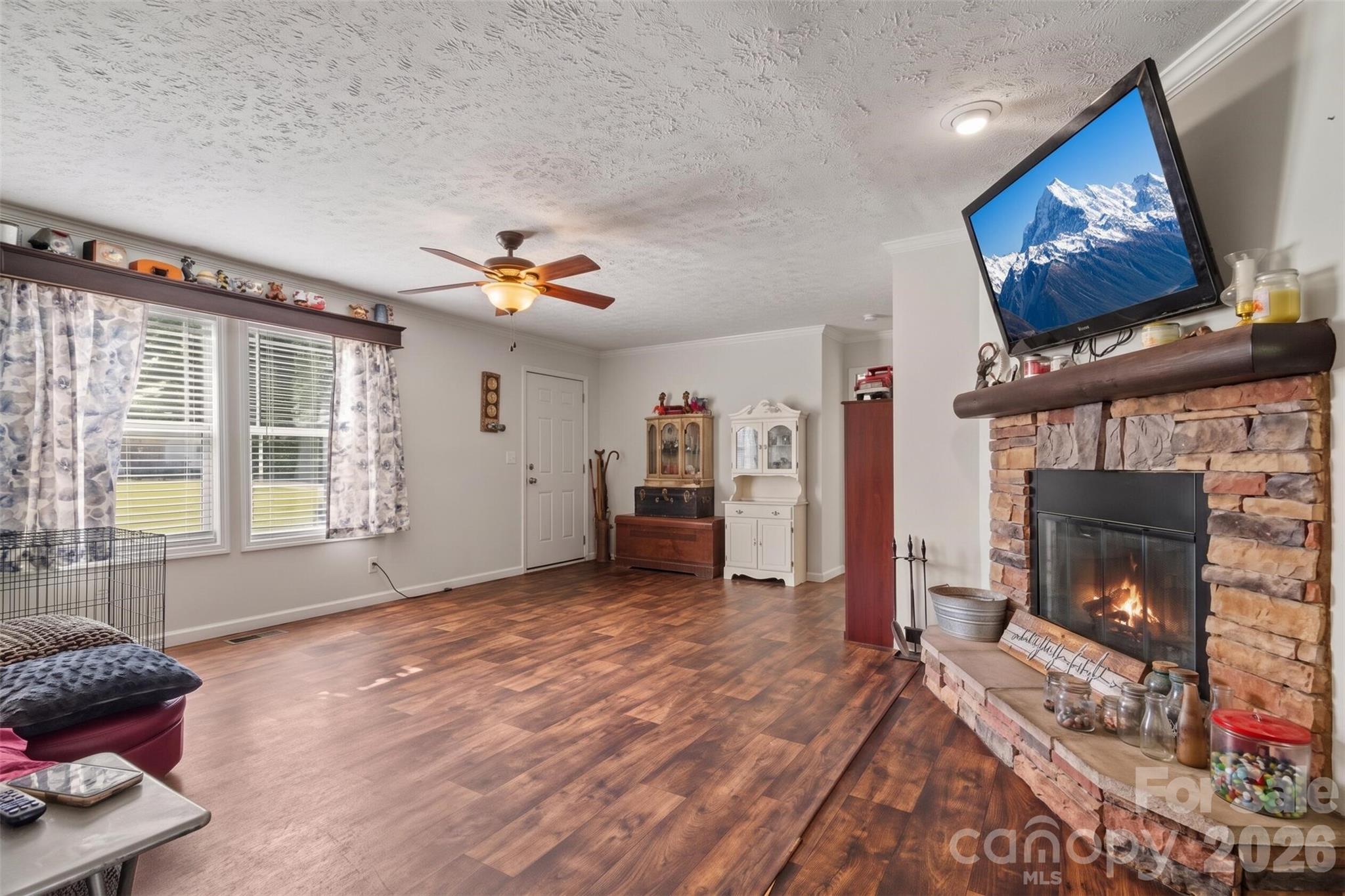 106 Belinda Loop