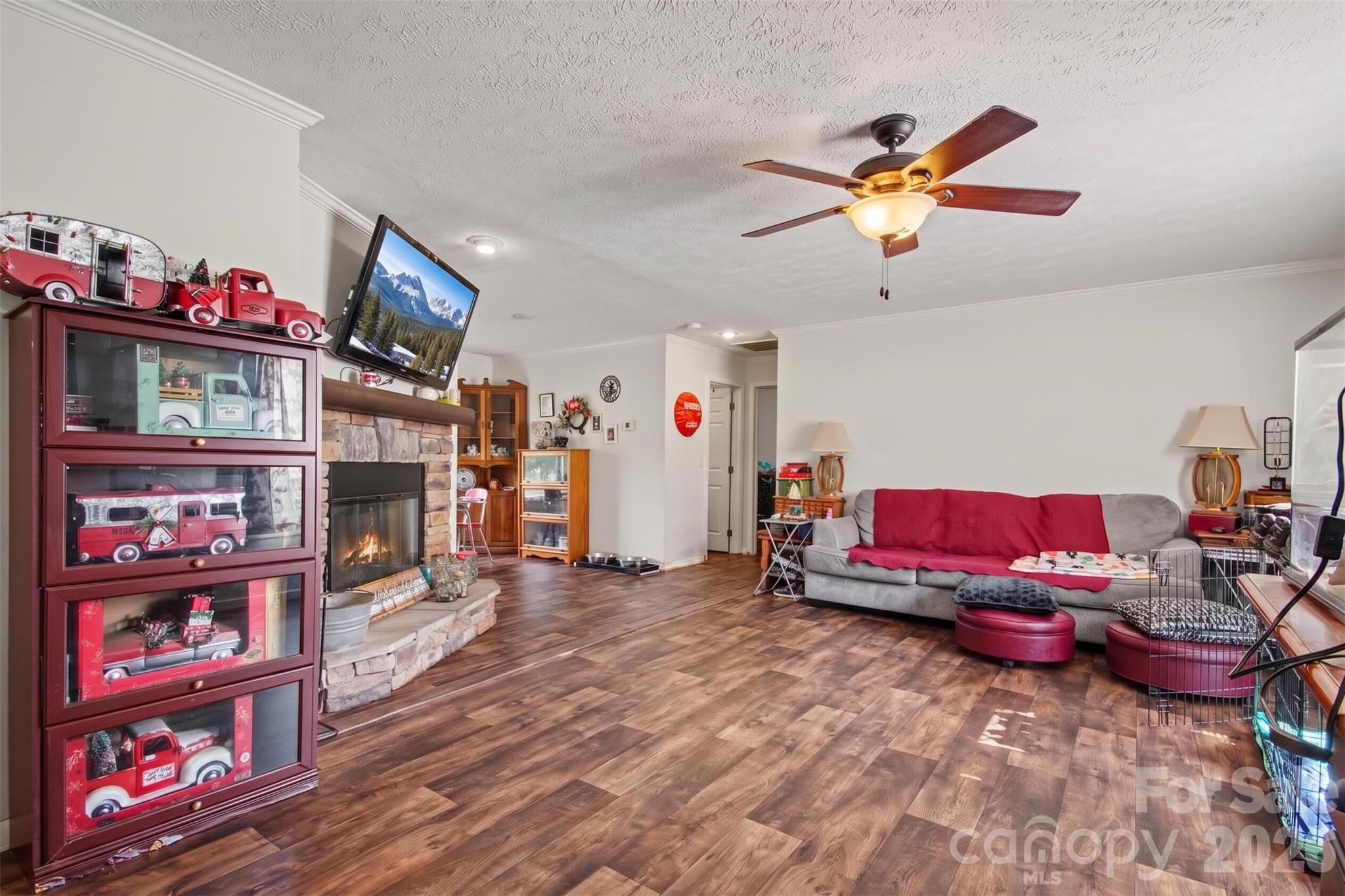 106 Belinda Loop