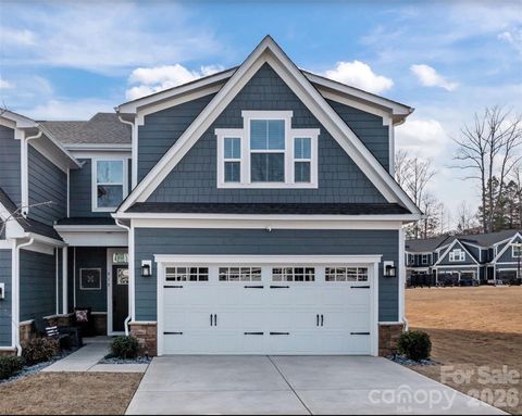 Photo of 913 Prince Garrett Way, Denver, NC 28037 (MLS # 4353223)
