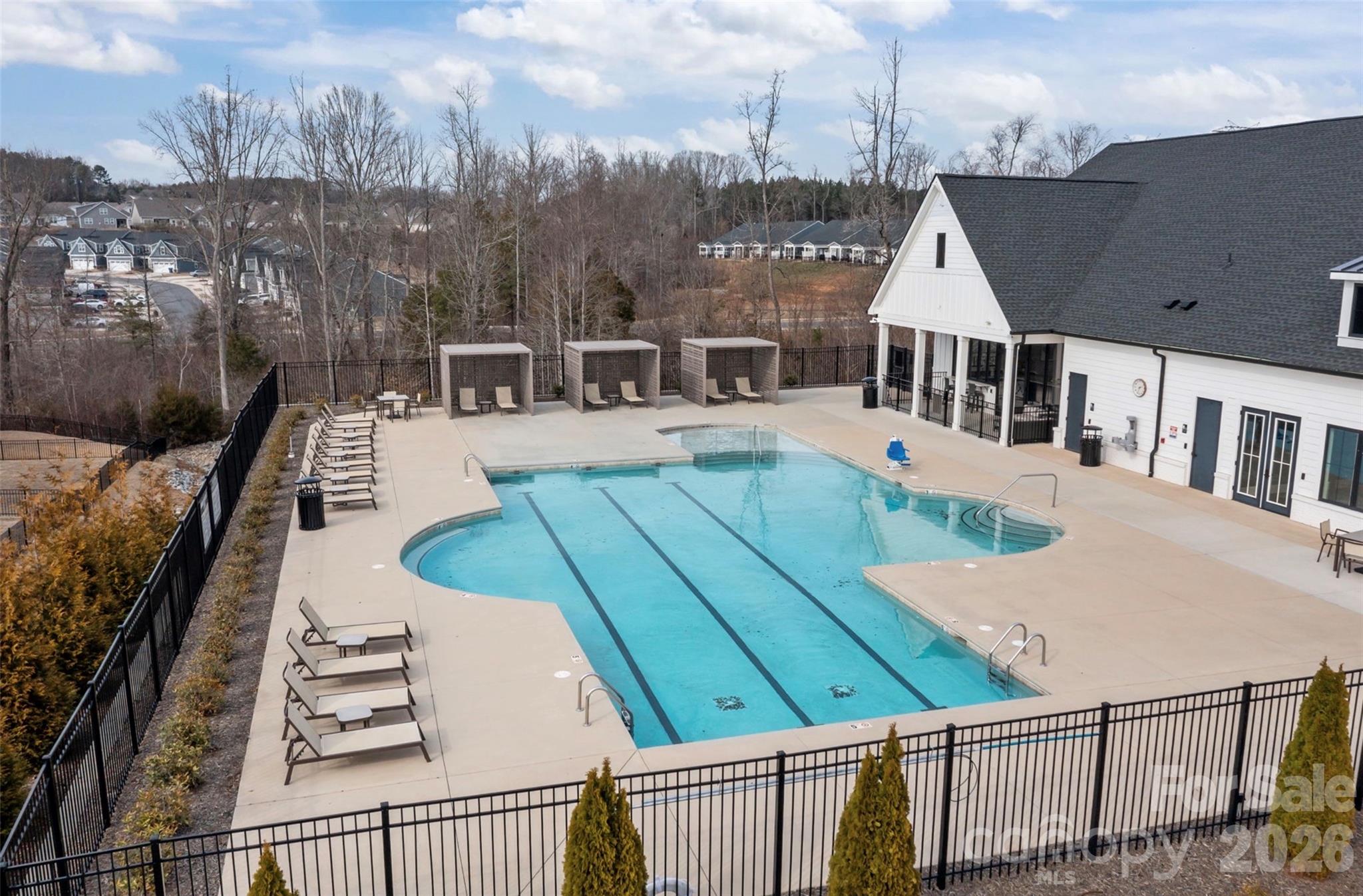 Rivercross - Residential