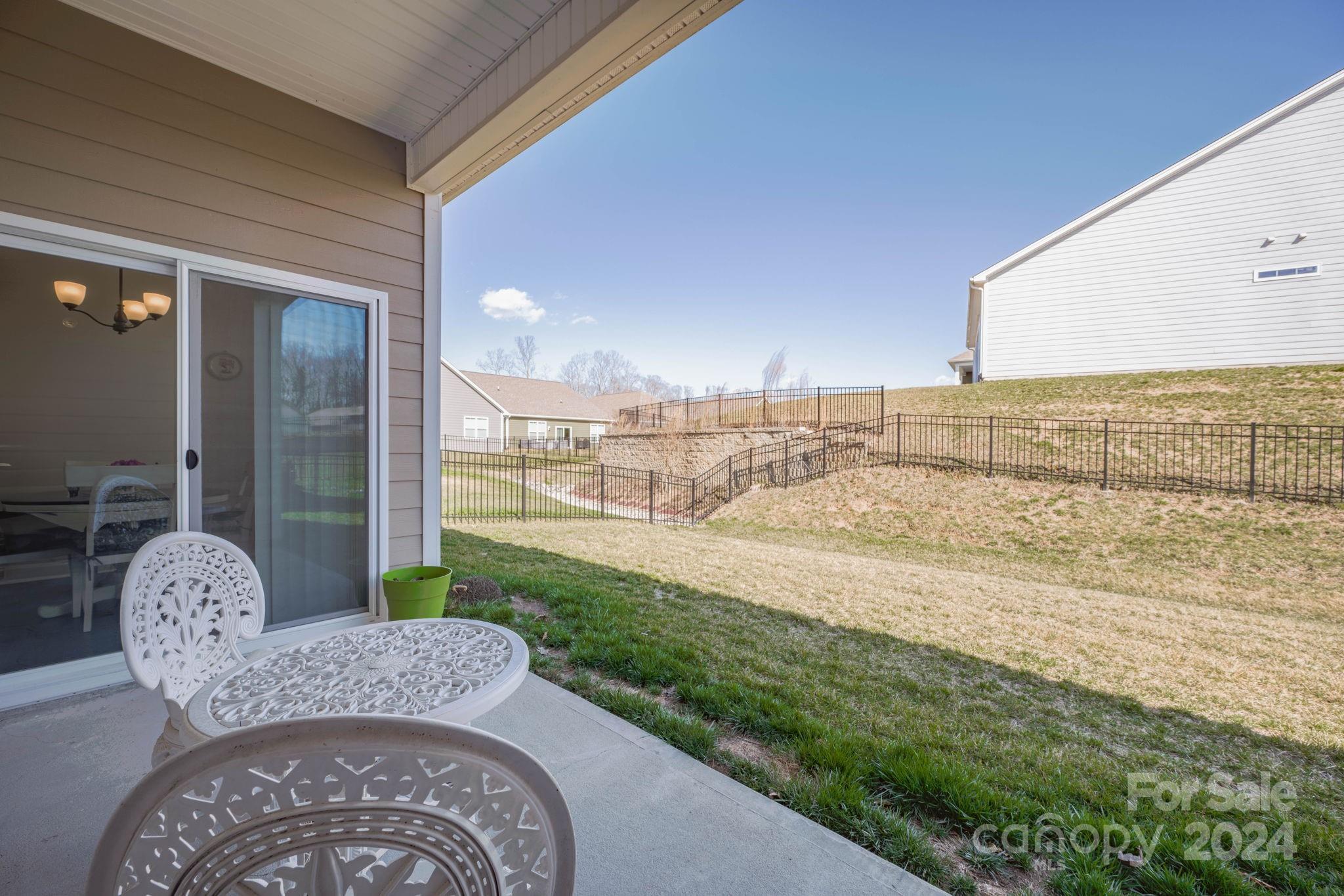 LakeWalk - Residential