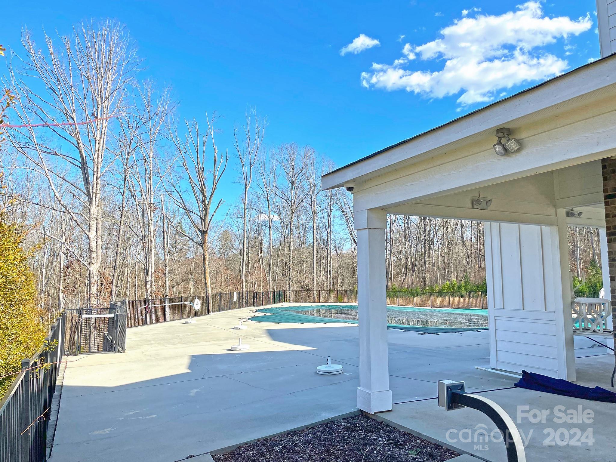 LakeWalk - Residential