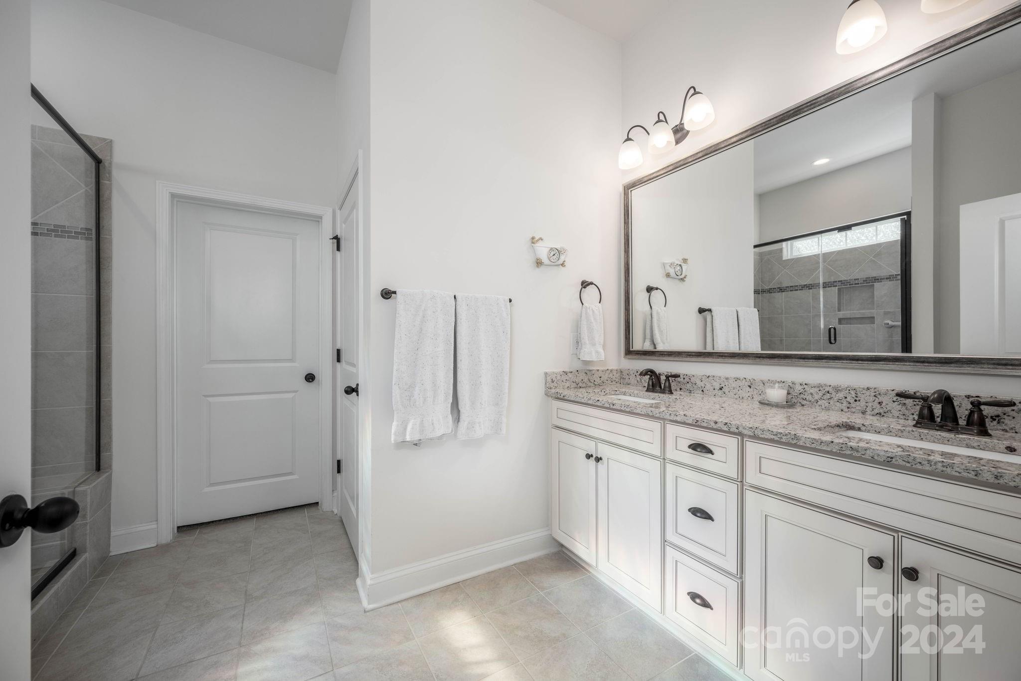 LakeWalk - Residential