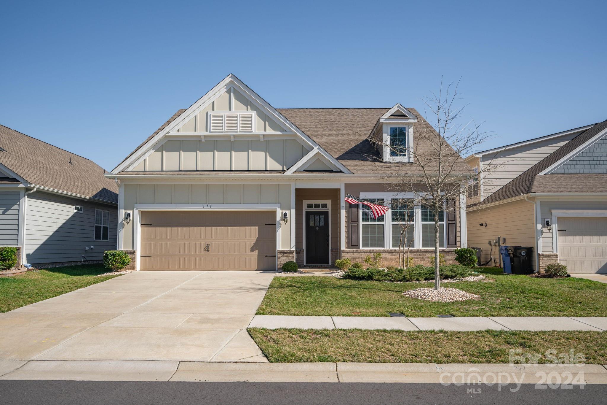 LakeWalk - Residential