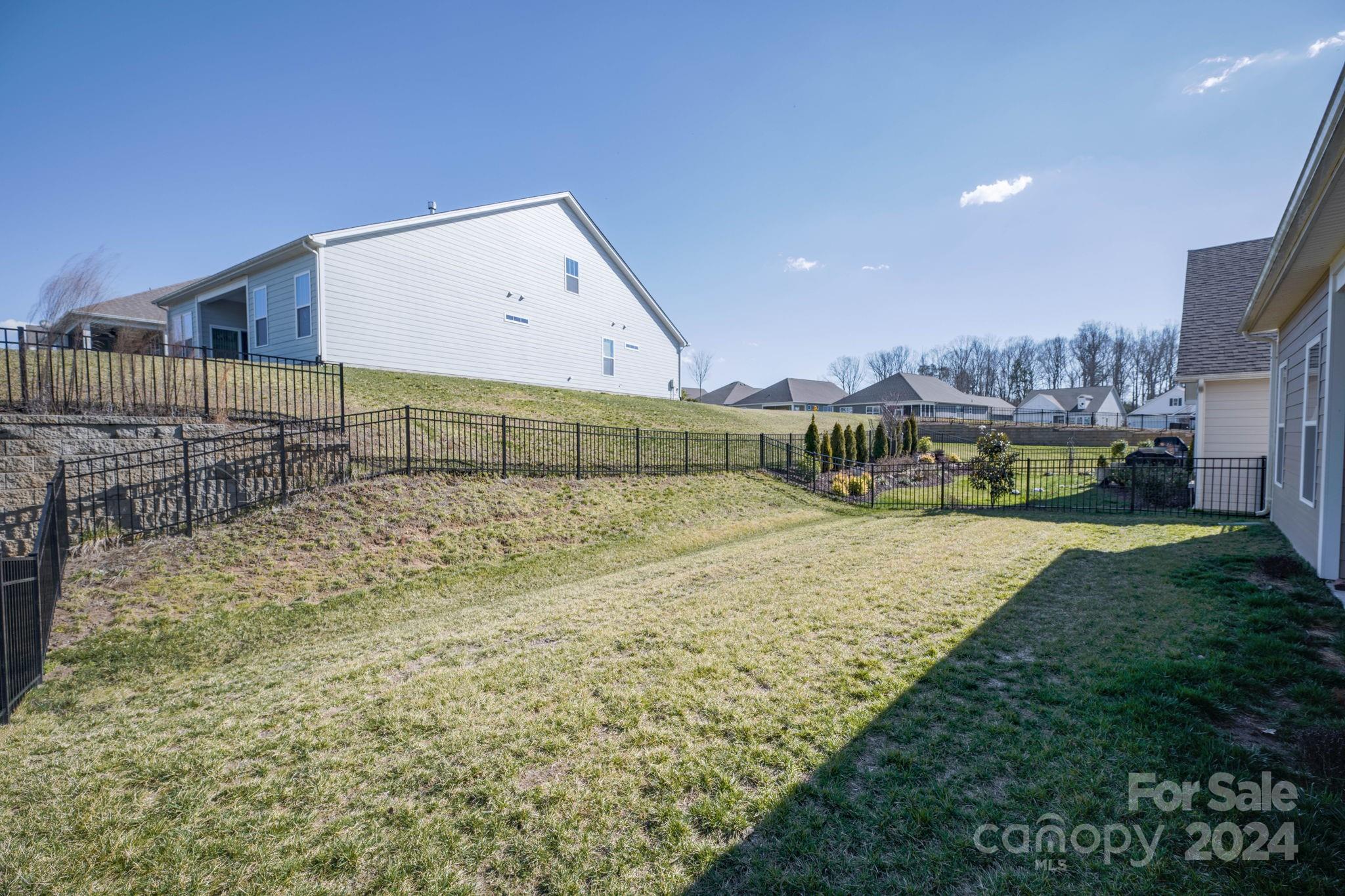 LakeWalk - Residential