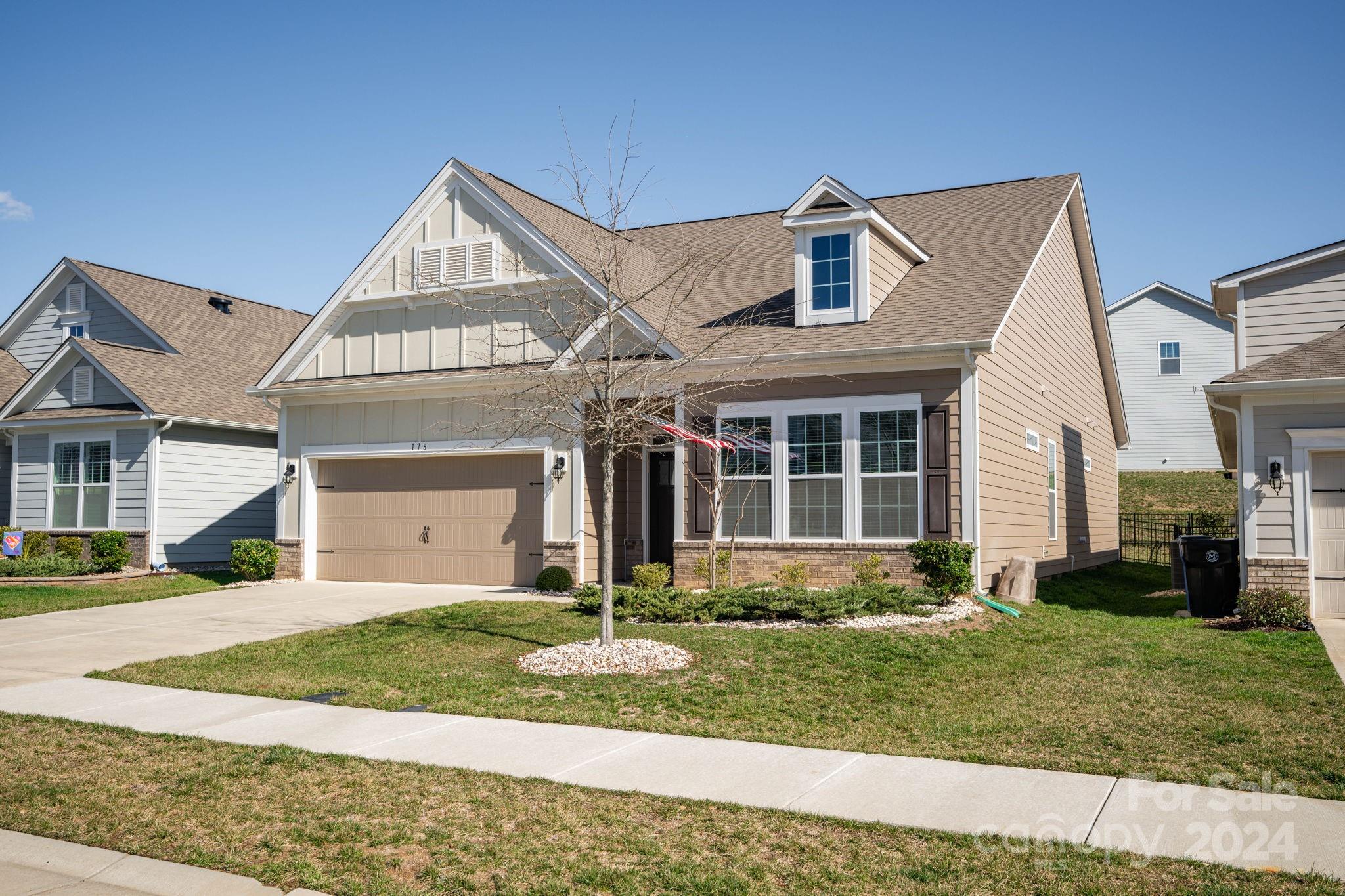 LakeWalk - Residential