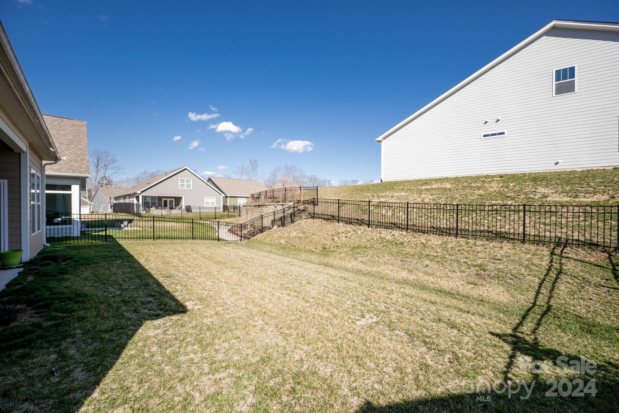 LakeWalk - Residential