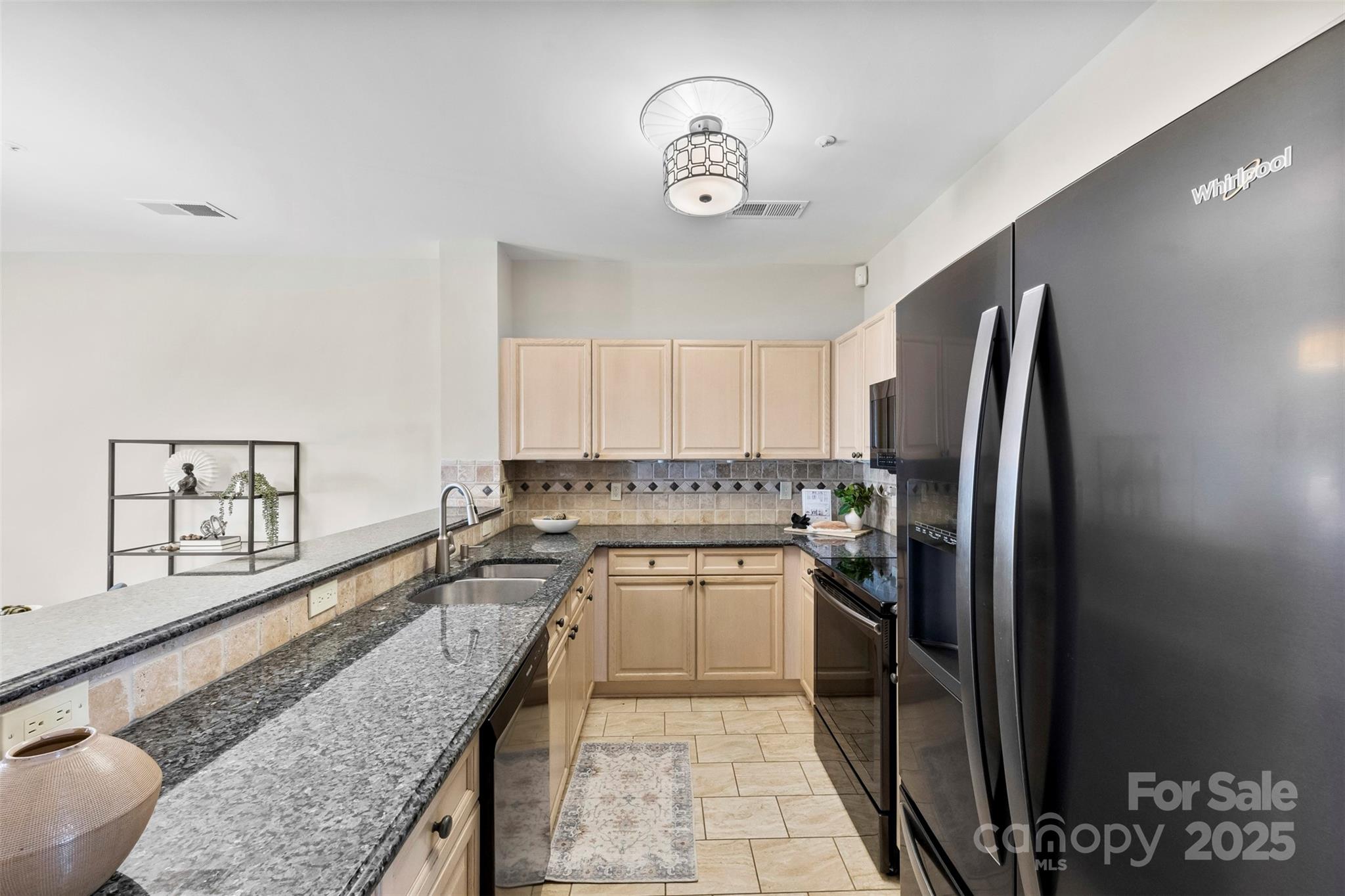 921 Northeast Drive 26