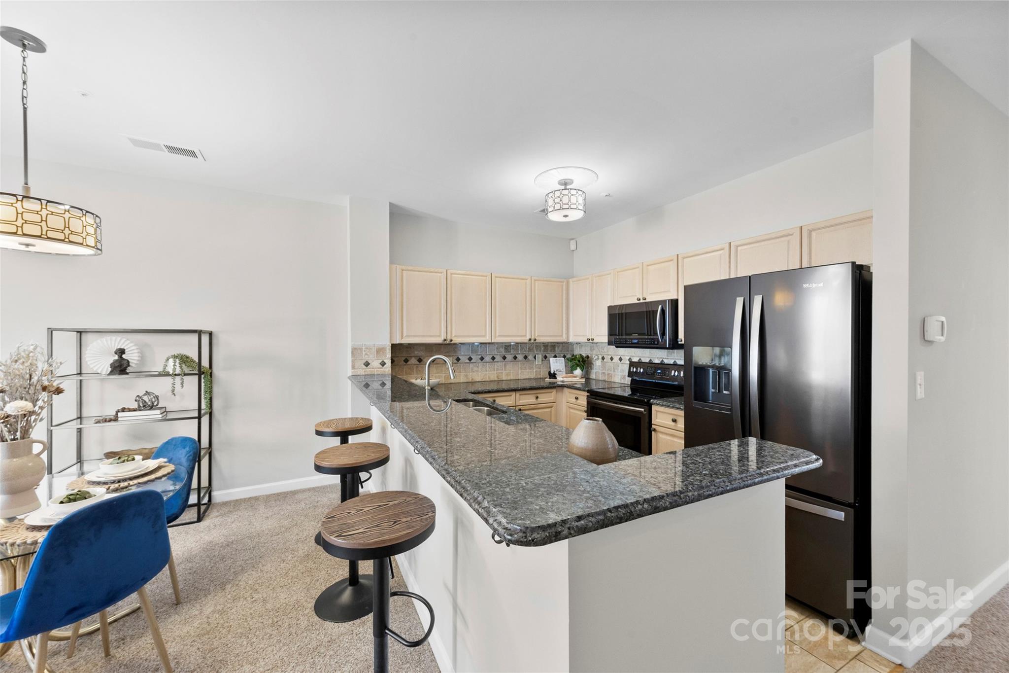 921 Northeast Drive 26
