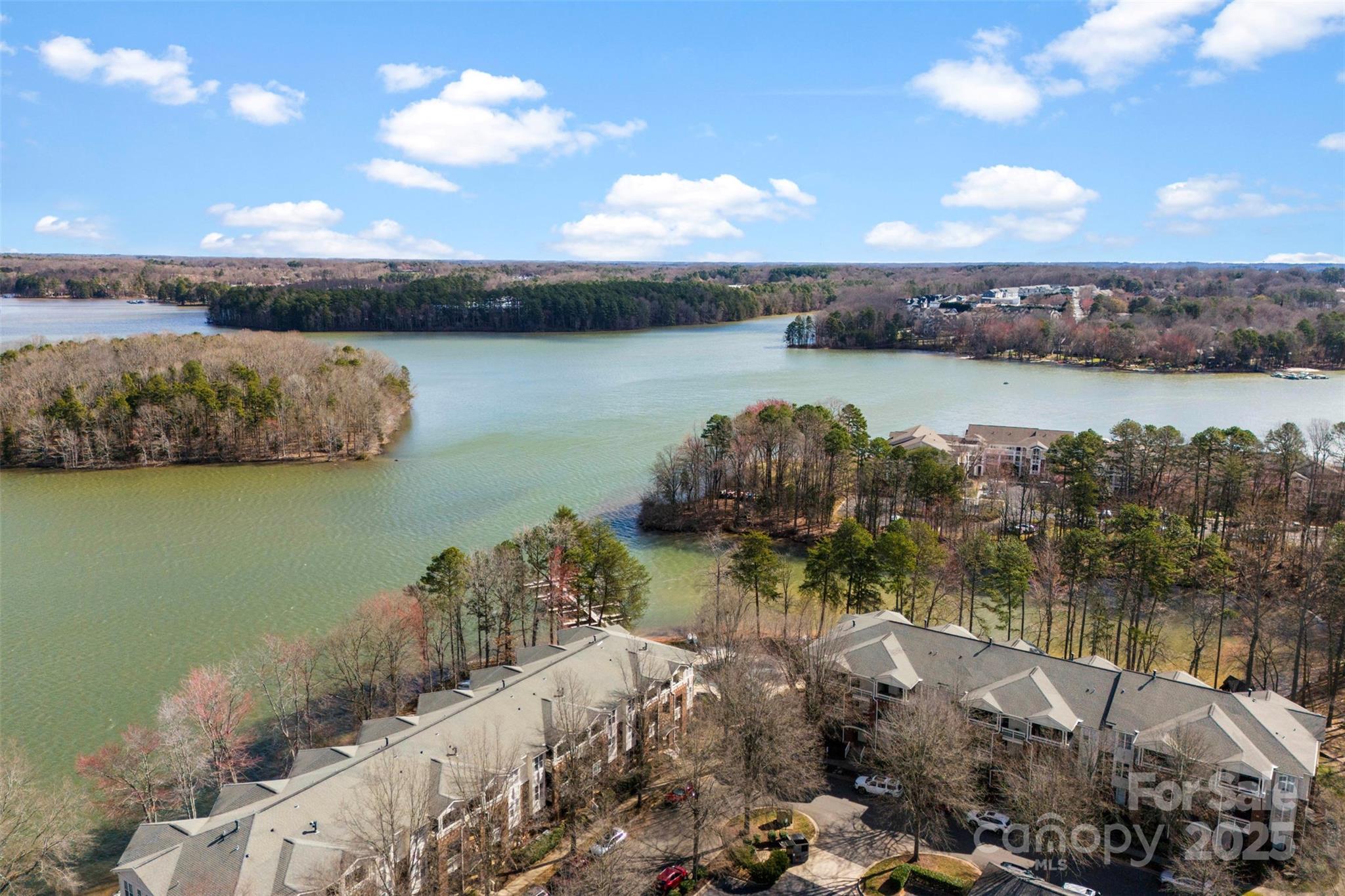 Spinnaker Reach - Residential