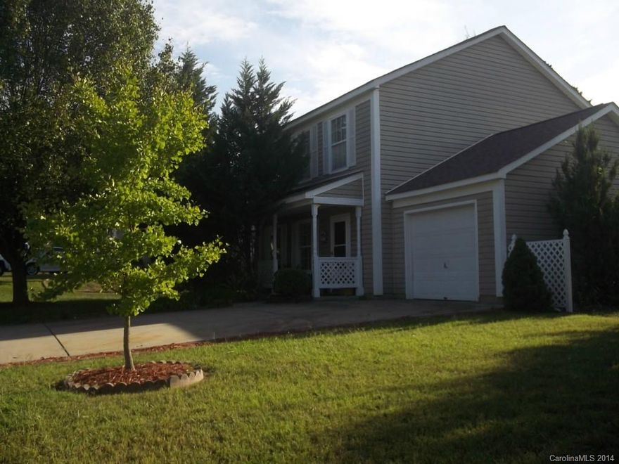 This home is move in ready w/no known repairs needed.Per seller,roof, hvac system,water heater & dishwasher all new w/in the last five years.ALL flooring except the full extra bath recently installed.All bedrooms and living room with ceiling fans.Portion of garage has been made into a craft room & the remaining space will allow parking for a compact car.Detached building has built in shelves & cabinets.Great corner lot bordered by trees in the back & on the side. 13 month home warranty provided.