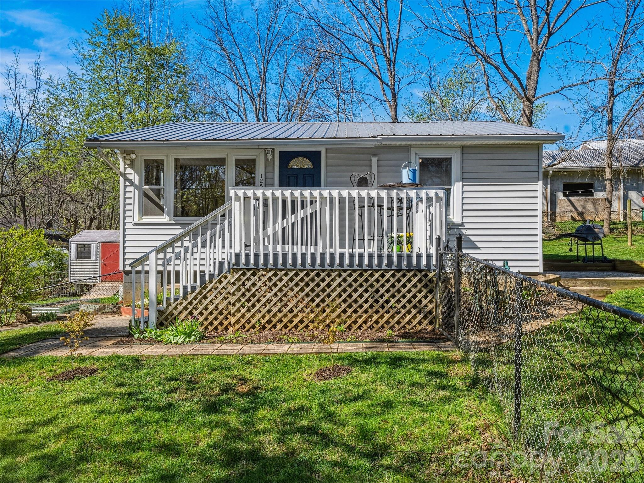 125 Lower Edgewood Road