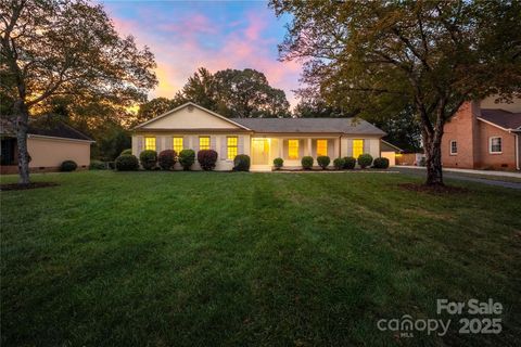 216 Chadmore Drive Charlotte NC 28270