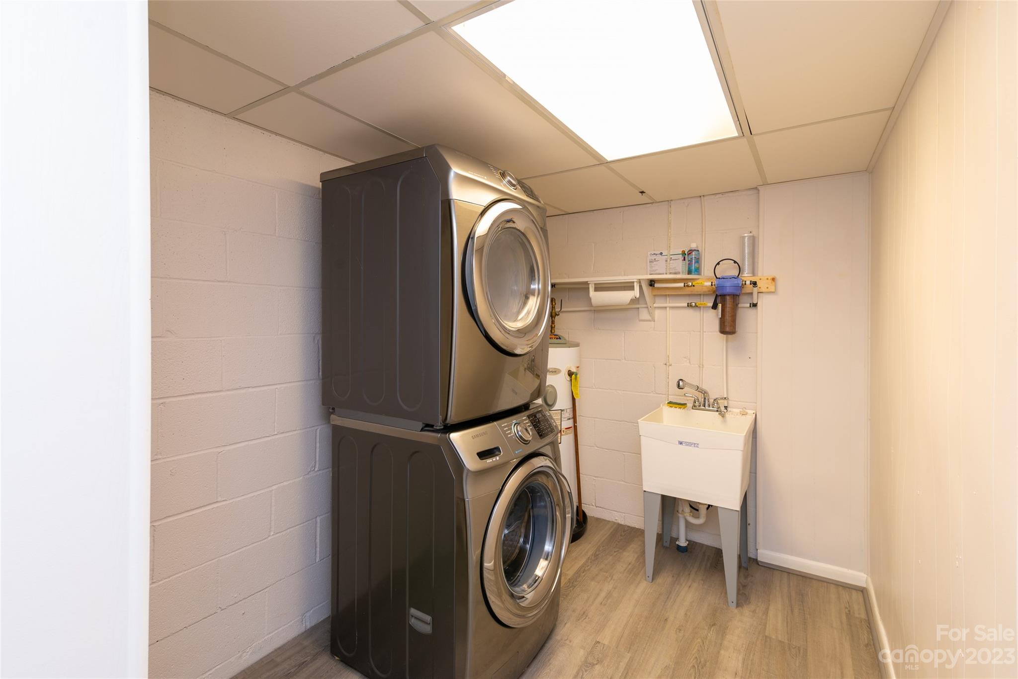 Holly Acres - Residential