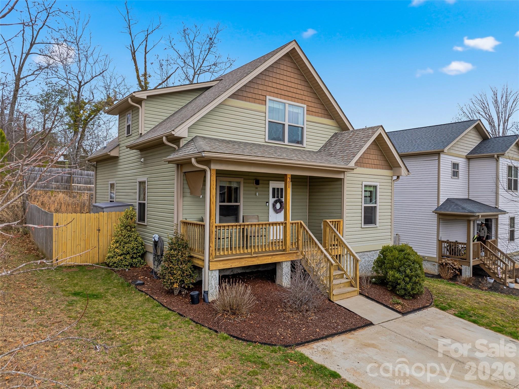 Lillie Farm Cove - Residential