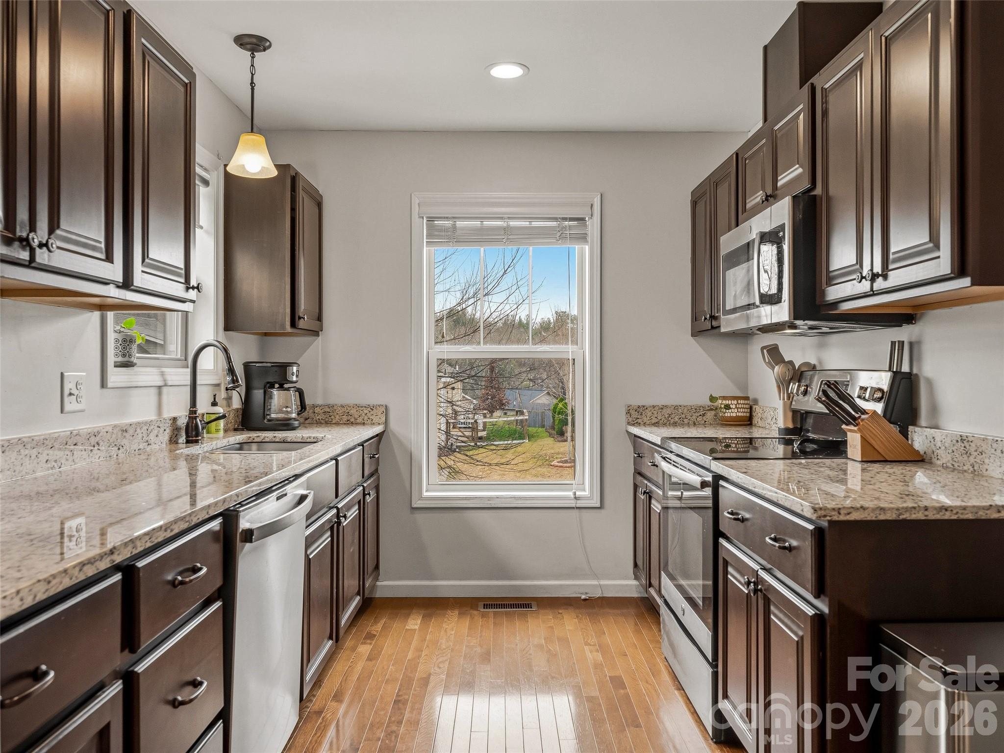 Lillie Farm Cove - Residential