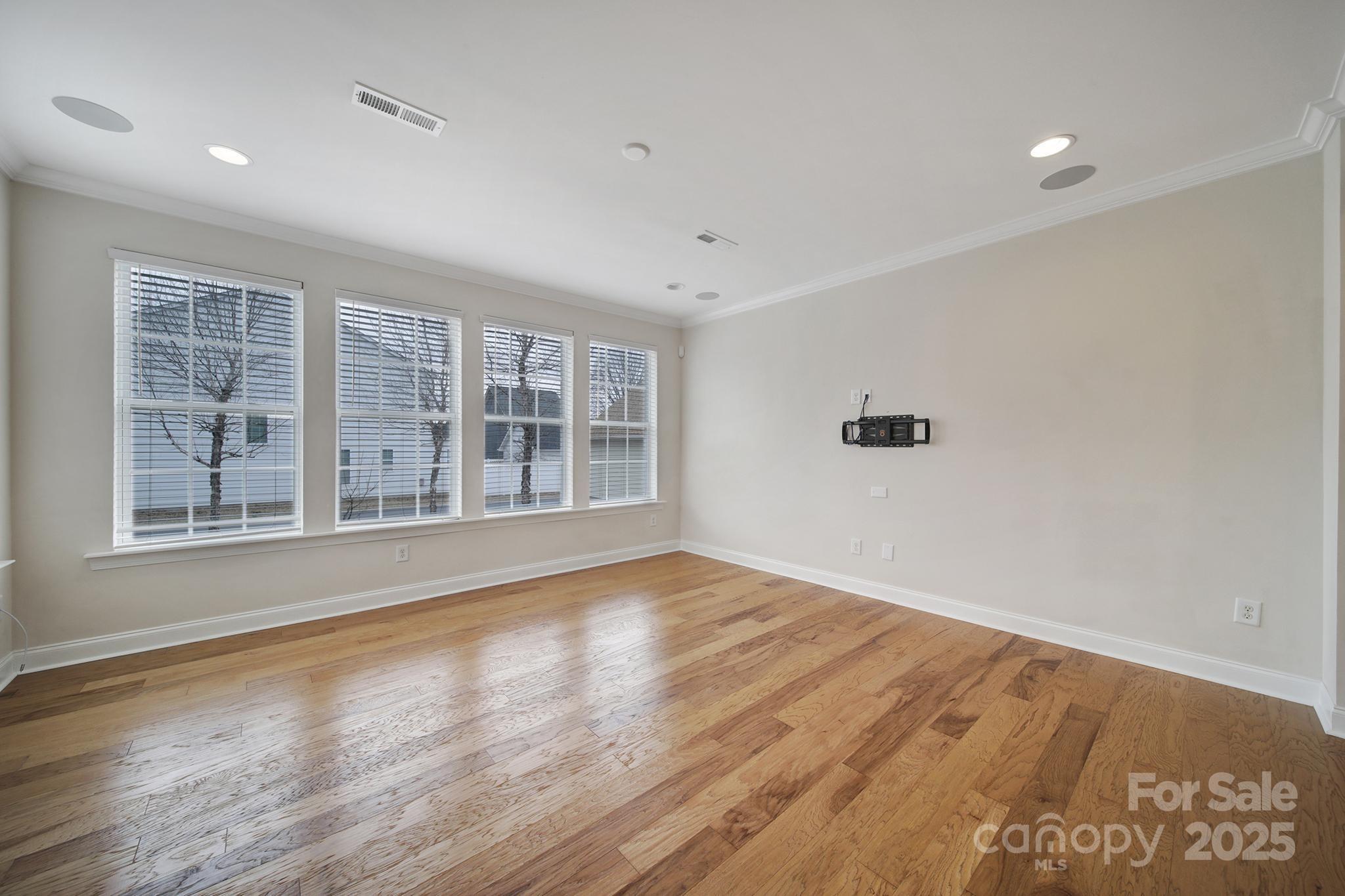 Brayden - Residential