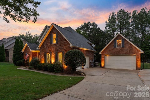 Photo of 2908 Ed Reid Street, Charlotte, NC 28216 (MLS # 4427584)