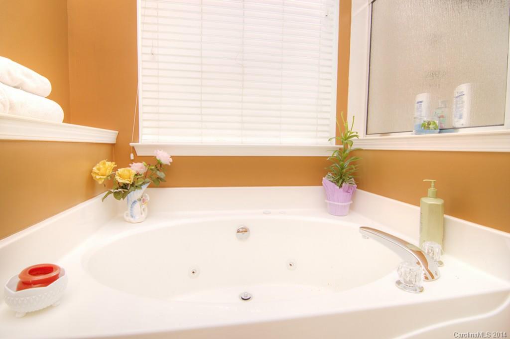 Gable Oaks - Residential