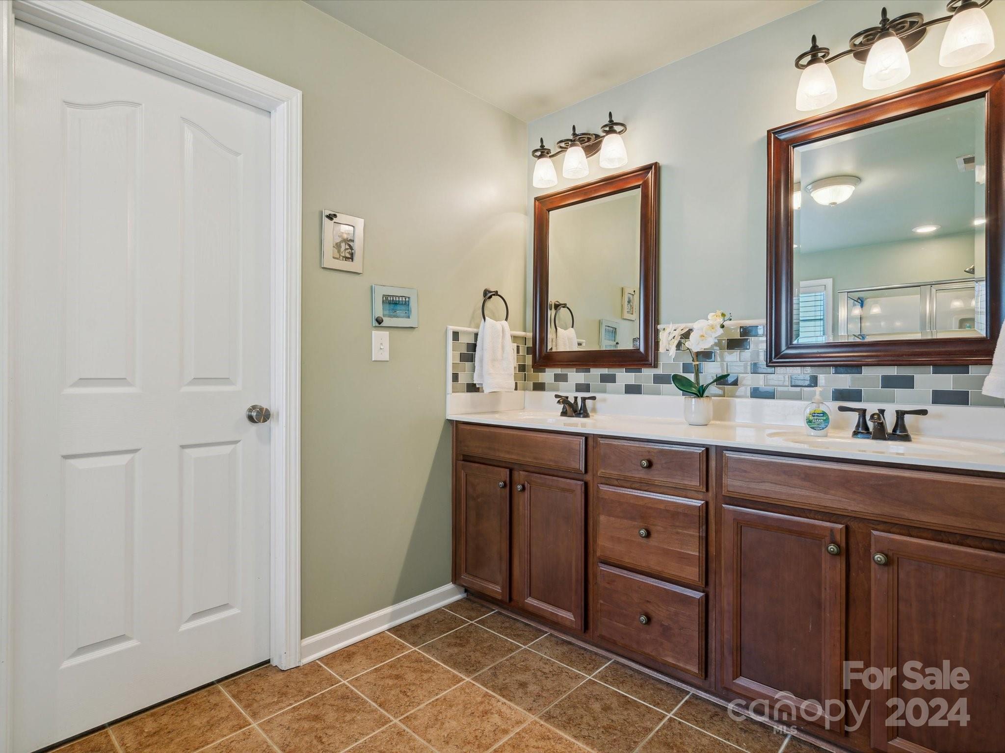 Waterstone - Residential